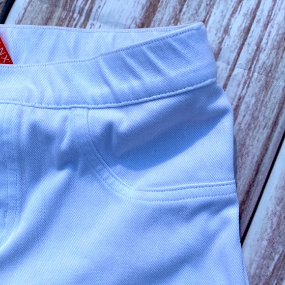 SPANX by Sara Blakely Jean-ish Ankle Leggings | Size Medium | White - Picture 6 of 7